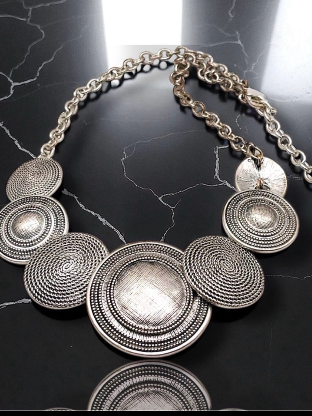 Stylish Vintage Dana Buchman Silver Tone Disc Bib Statement Necklace
